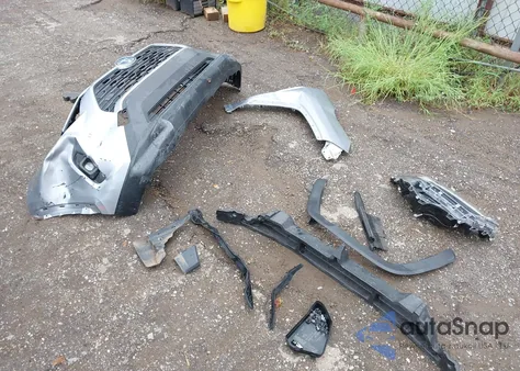 2024 Toyota Rav4 Hybrid Xle Premium from USA, damaged, VIN JTMB6RFV8RD147493